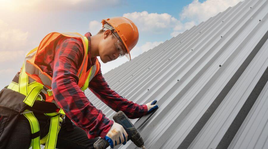 Professional metal roof installation in Liberty Center, OH